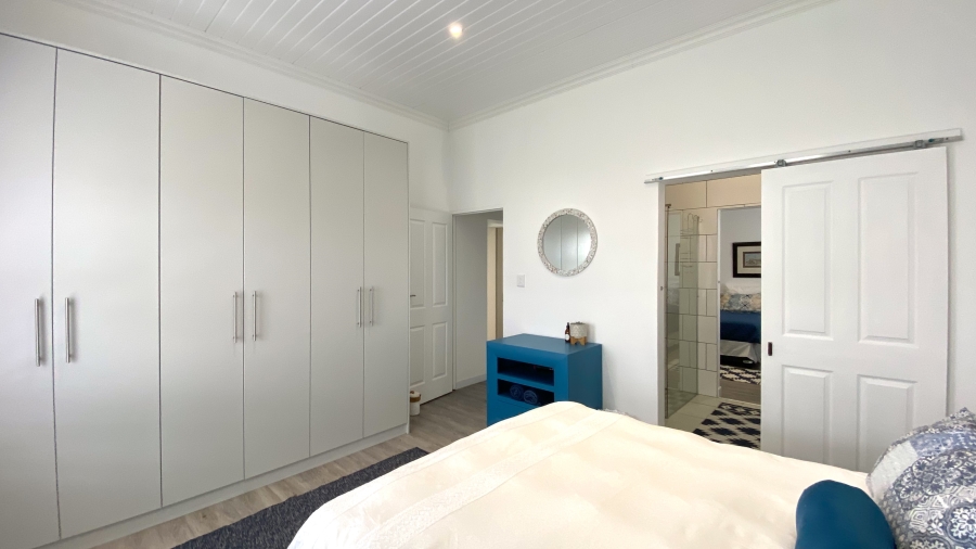 4 Bedroom Property for Sale in Dwarskersbos Western Cape